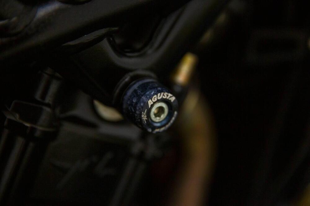 MV Agusta Brutale 920 (2011 - 12) (17)