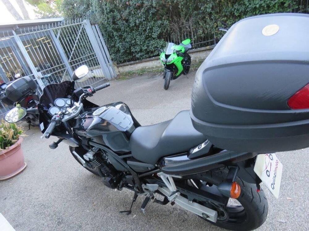 Yamaha FZS 600 Fazer (1998 - 01) (5)