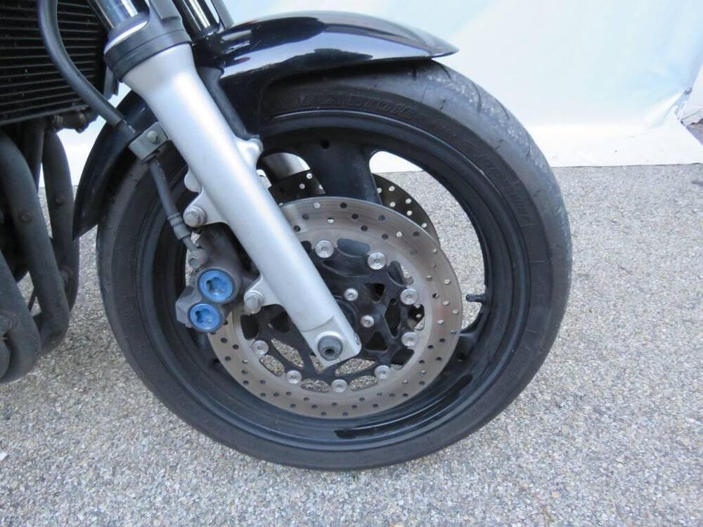 Yamaha FZS 600 Fazer (1998 - 01) (8)