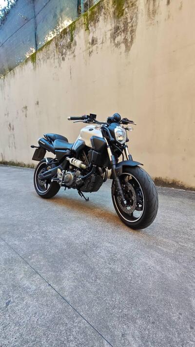 Yamaha MT-03 (2006 - 14) usata