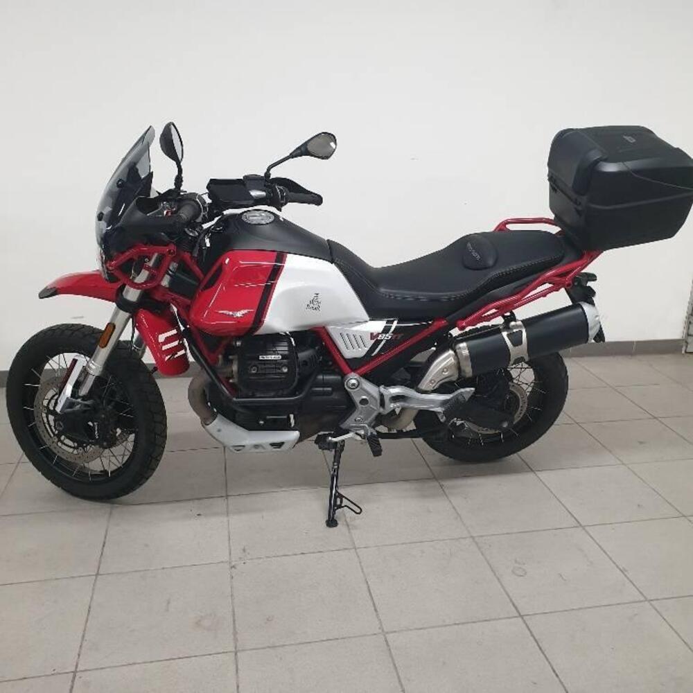 Moto Guzzi V85 TT (2021 - 23)