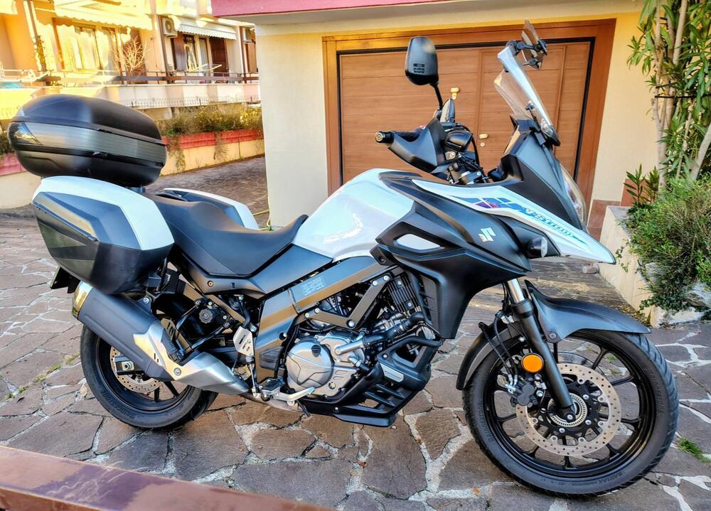 Suzuki V-Strom 650 (2021 - 25) (2)