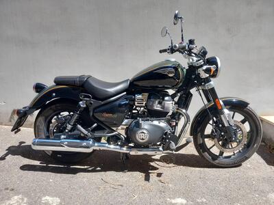 Royal Enfield Super Meteor 650 (2023 - 25) usata