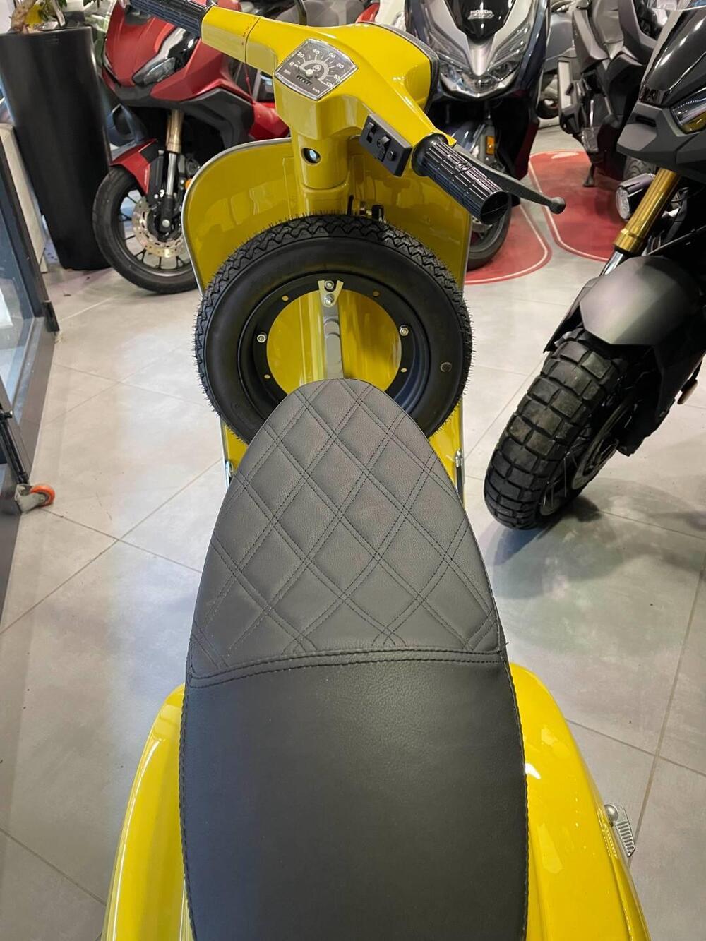 Vespa 50 special (11)