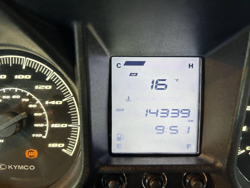 Kymco X-Town 300i ABS (2016 - 20) (7)