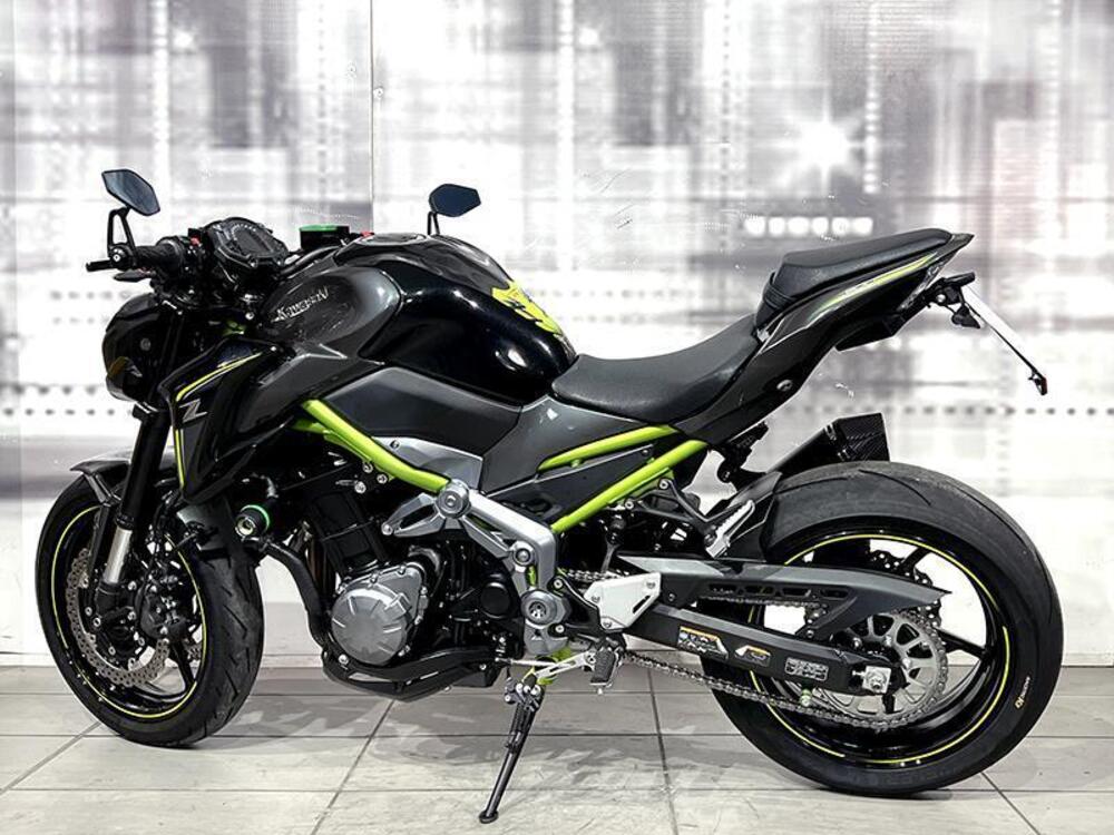 Kawasaki Z 900 (2017 - 18) (2)