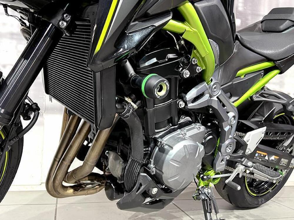 Kawasaki Z 900 (2017 - 18) (4)