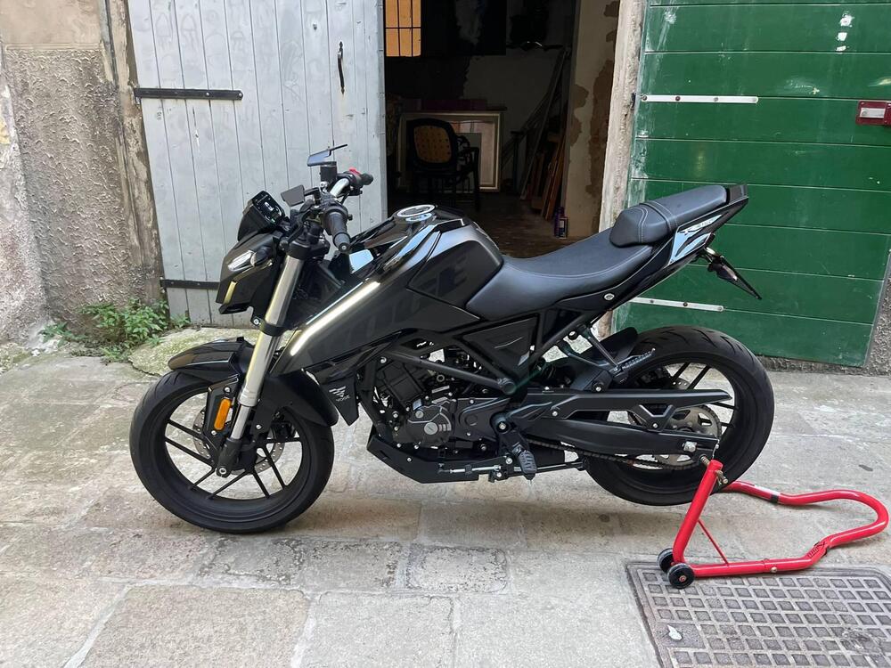 Voge Brivido 125R (2023 - 26) (4)