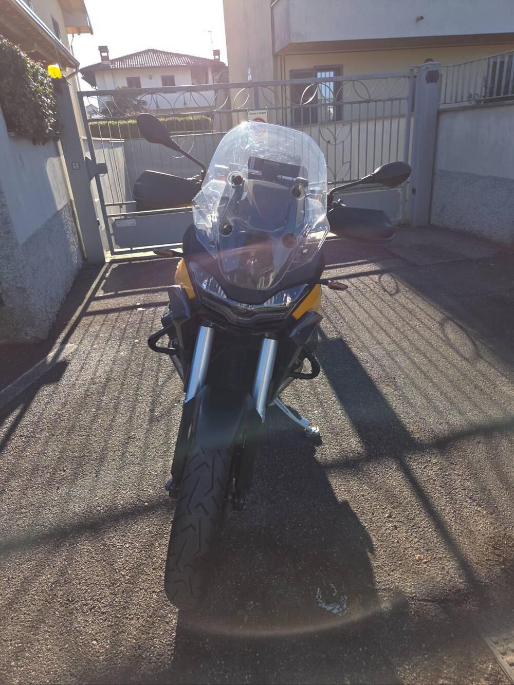 Moto Guzzi Stelvio (2024 - 25) (4)