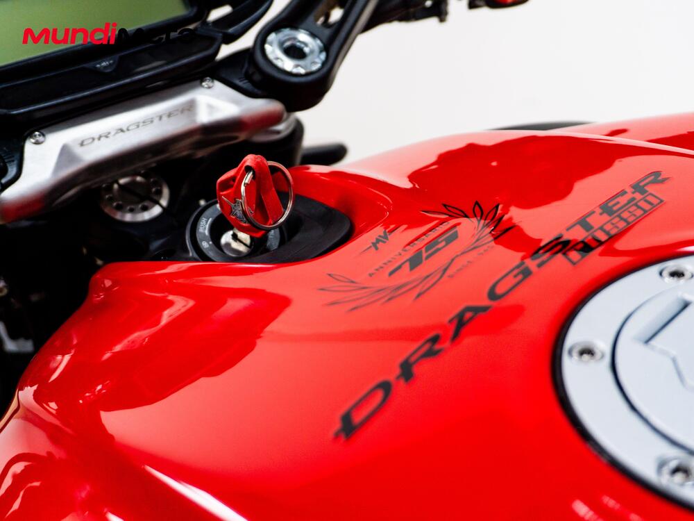 MV Agusta Dragster 800 Rosso (2021 - 23) (15)