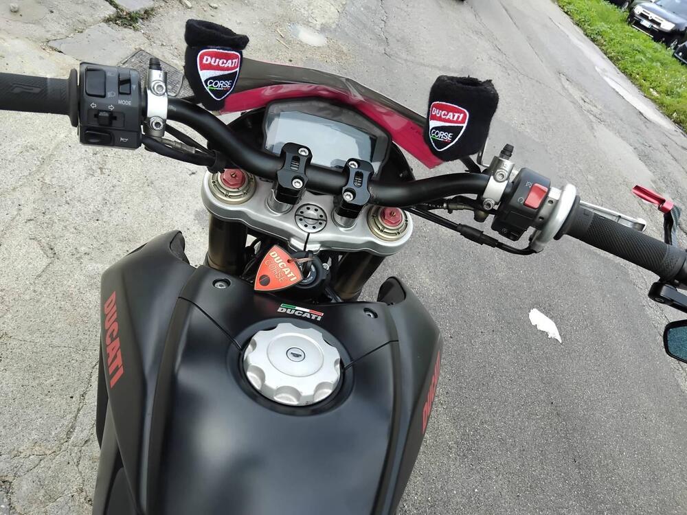 Ducati Hypermotard 1100 (2007 - 09) (5)