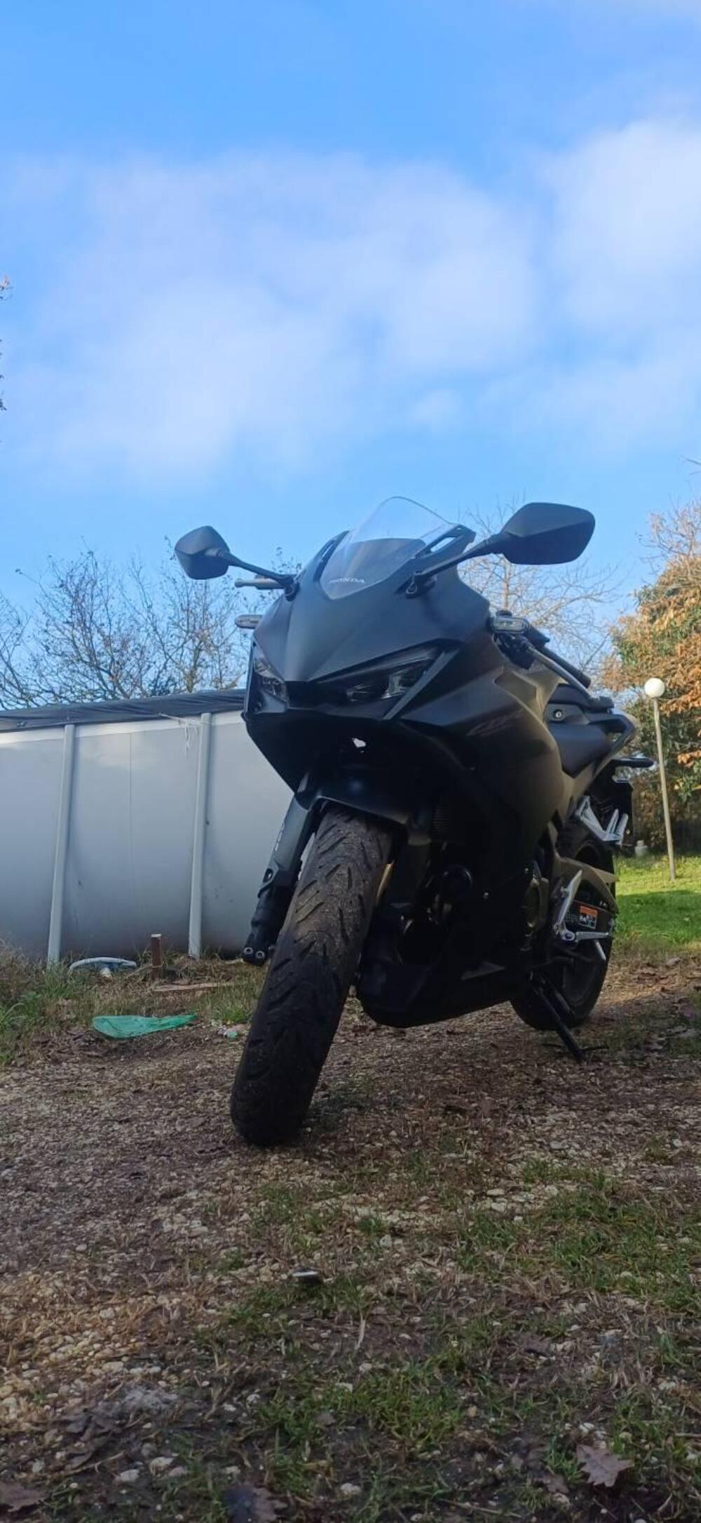 Honda CBR 500 R (2024 - 25) (3)