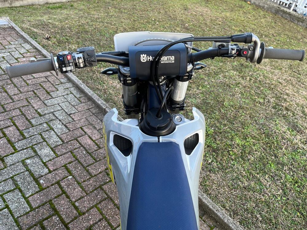 Husqvarna FE 450 (2022) (14)