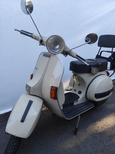 Piaggio Vespa 200 E usata