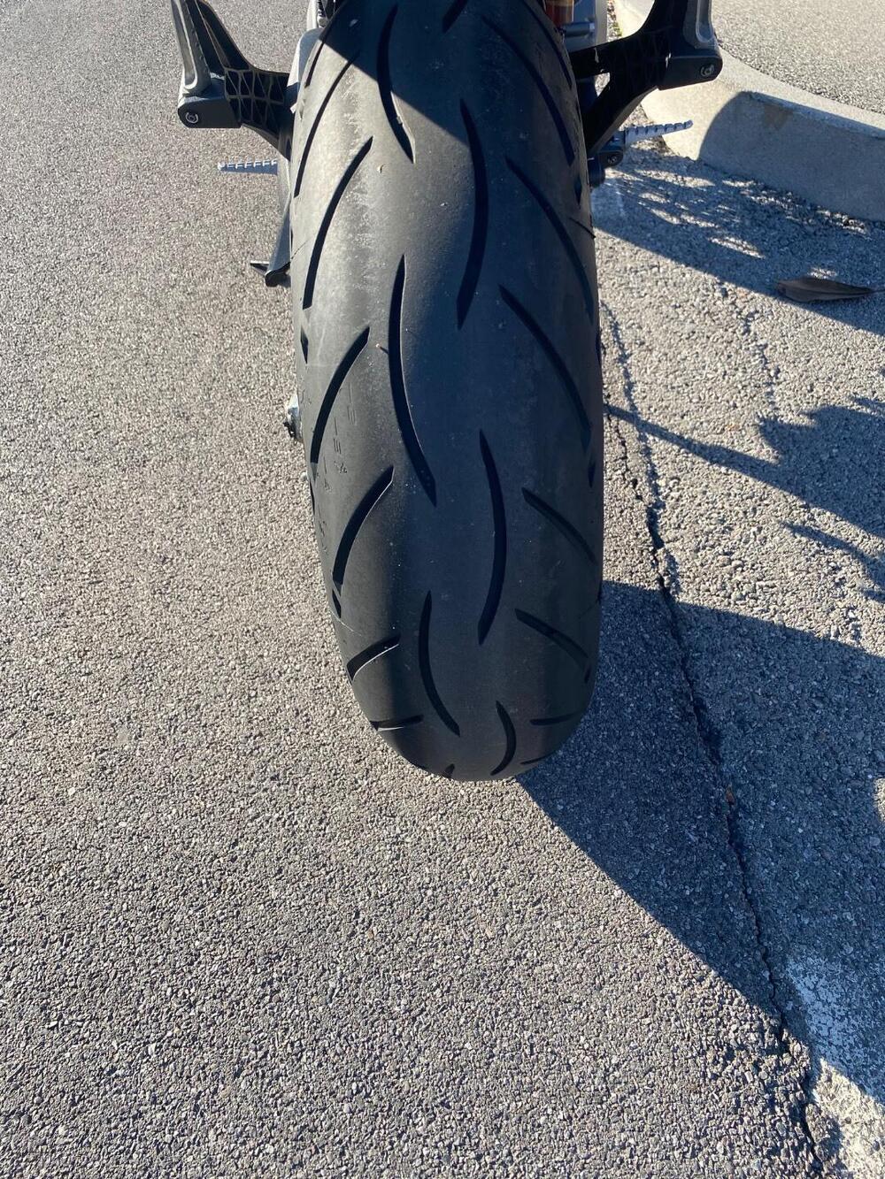 Ducati Monster 796 (2010 - 13) (9)