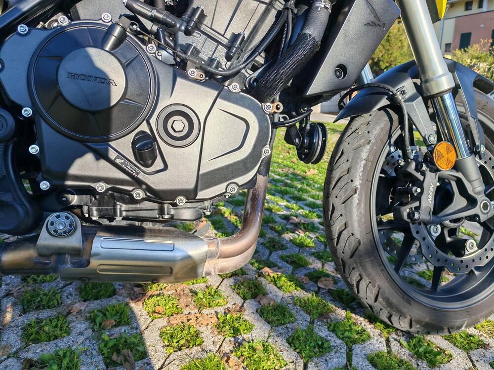 Honda CB 750 Hornet (2023 - 24) (2)