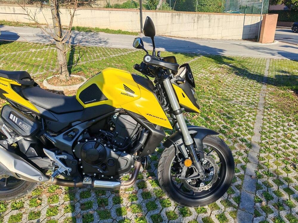 Honda CB 750 Hornet (2023 - 24) (9)