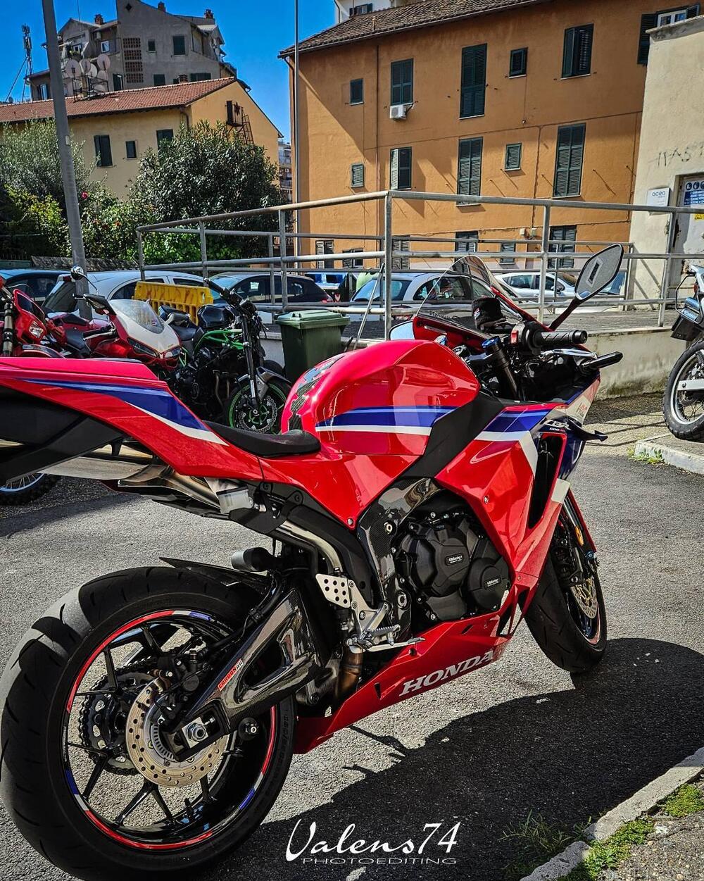 Honda CBR 600 RR (2024 - 25) (5)