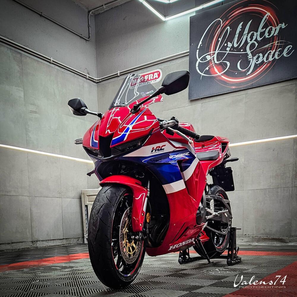 Honda CBR 600 RR (2024 - 25) (6)