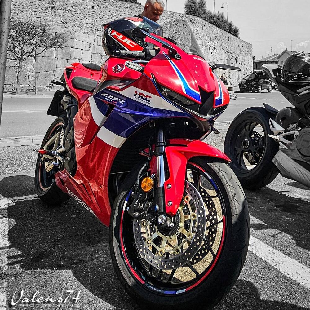 Honda CBR 600 RR (2024 - 25) (7)