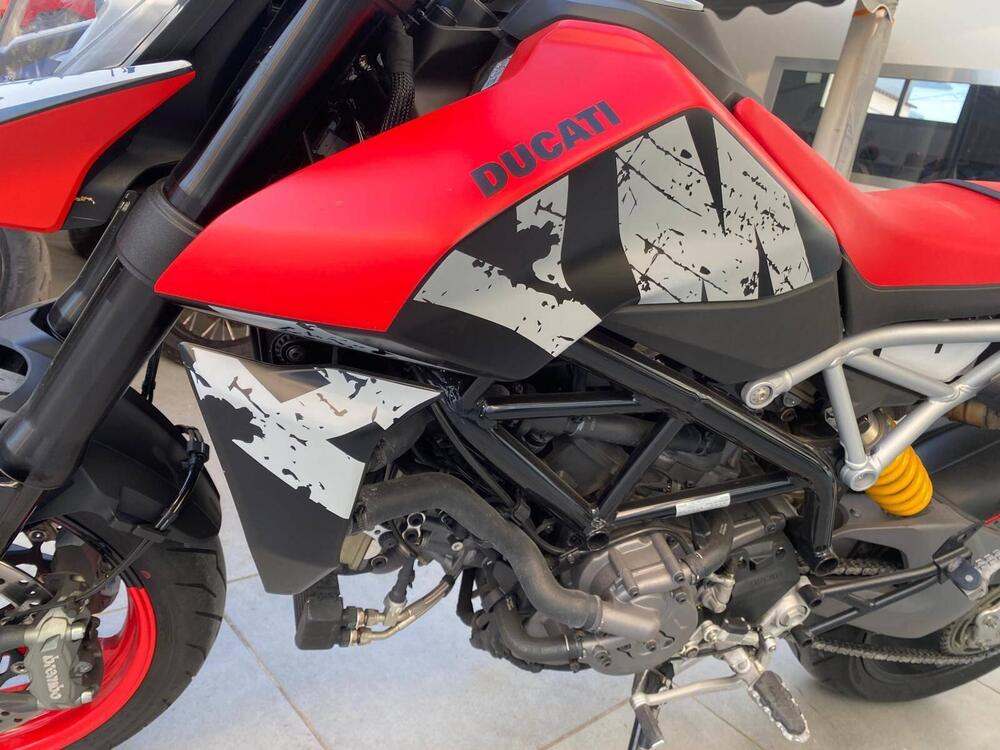 Ducati Hypermotard 950 RVE (2022 - 25) (8)