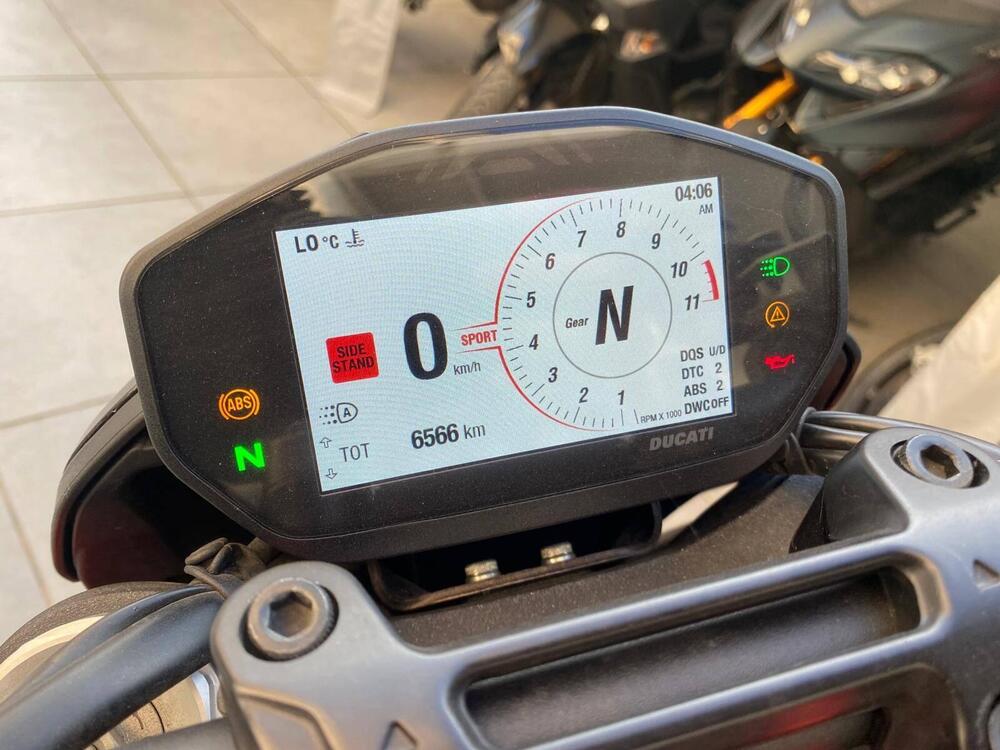 Ducati Hypermotard 950 RVE (2022 - 25) (3)