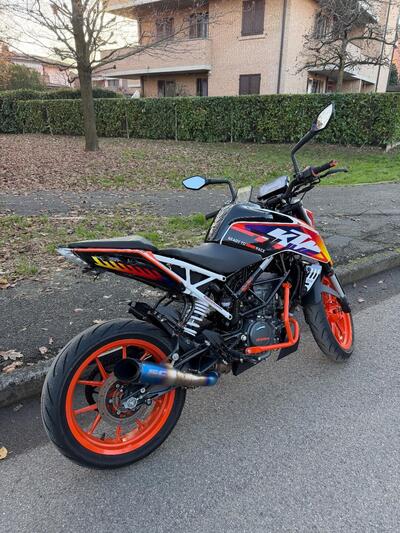 KTM 125 Duke (2021 - 23) usata