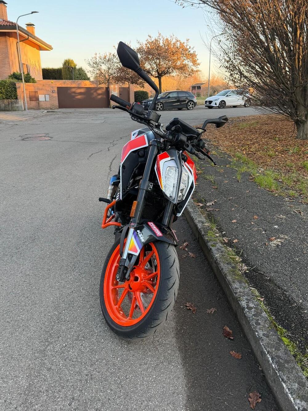 KTM 125 Duke (2021 - 23) (2)