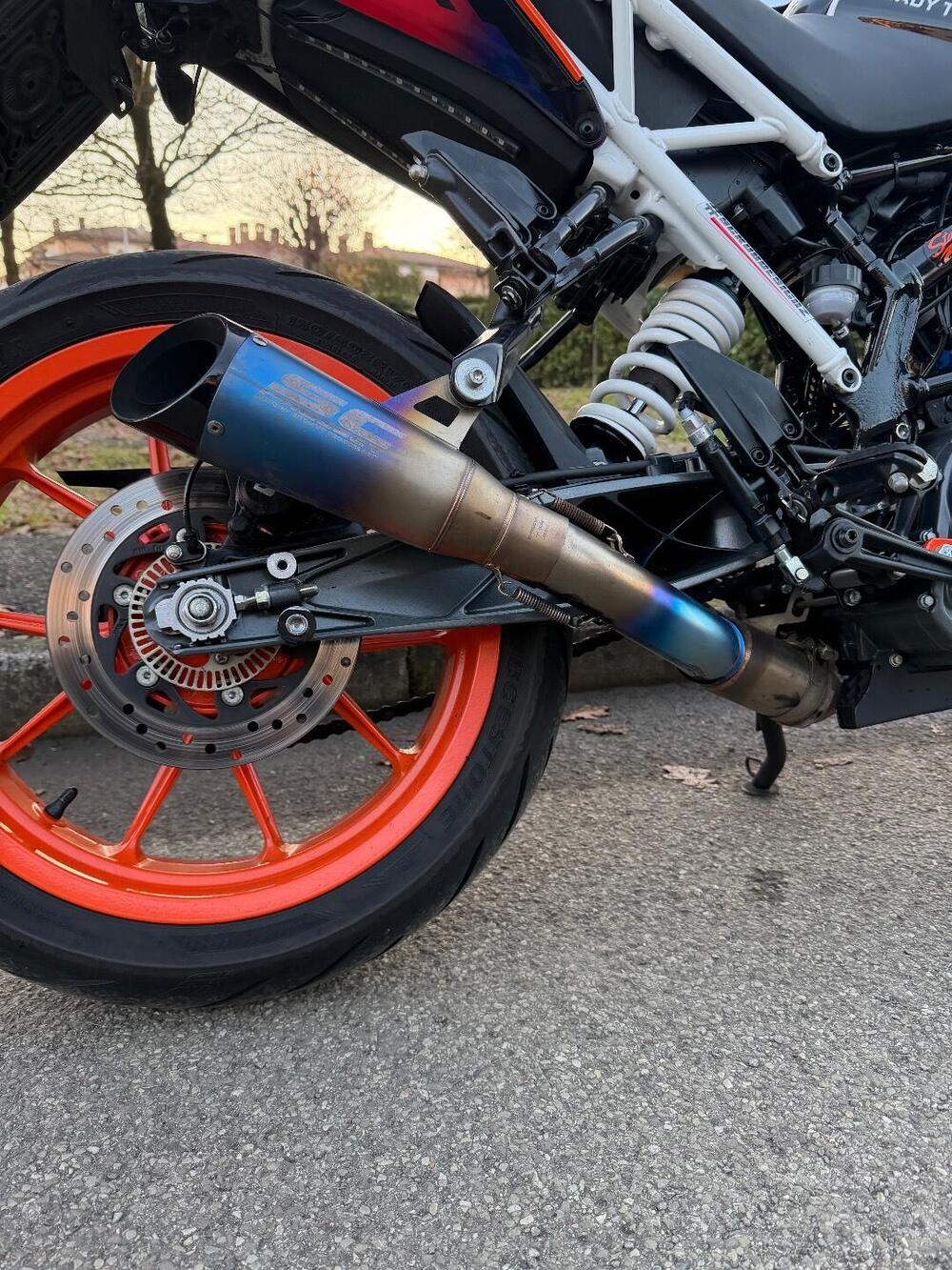 KTM 125 Duke (2021 - 23) (7)