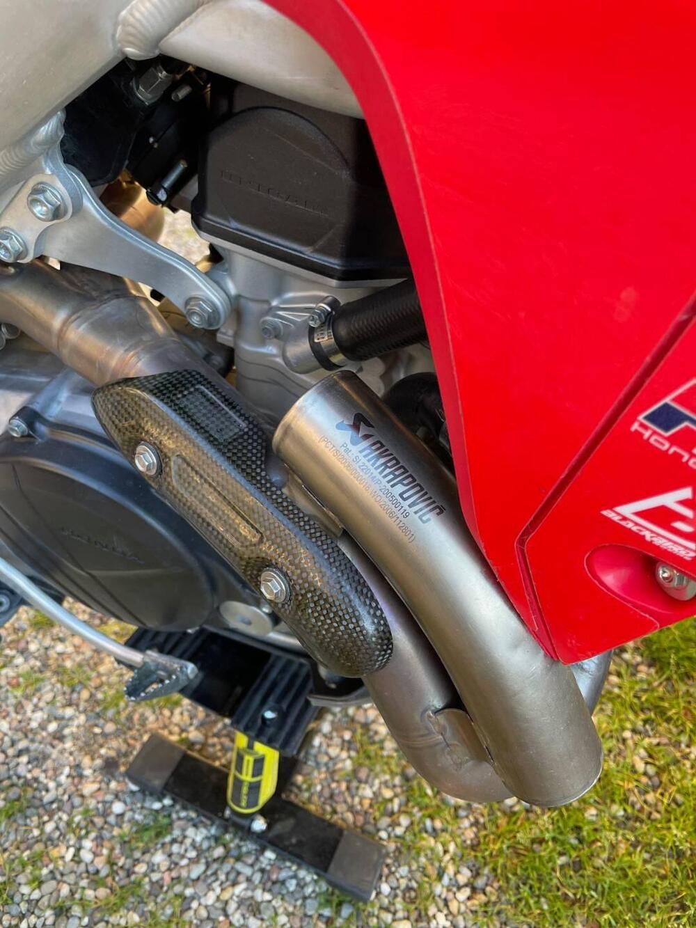 Honda CRF 450 R (2018) (7)
