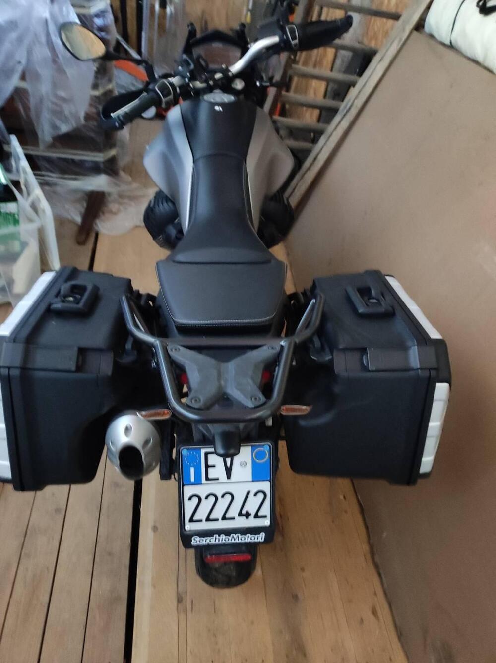 Moto Guzzi V85 TT (2019 - 20)