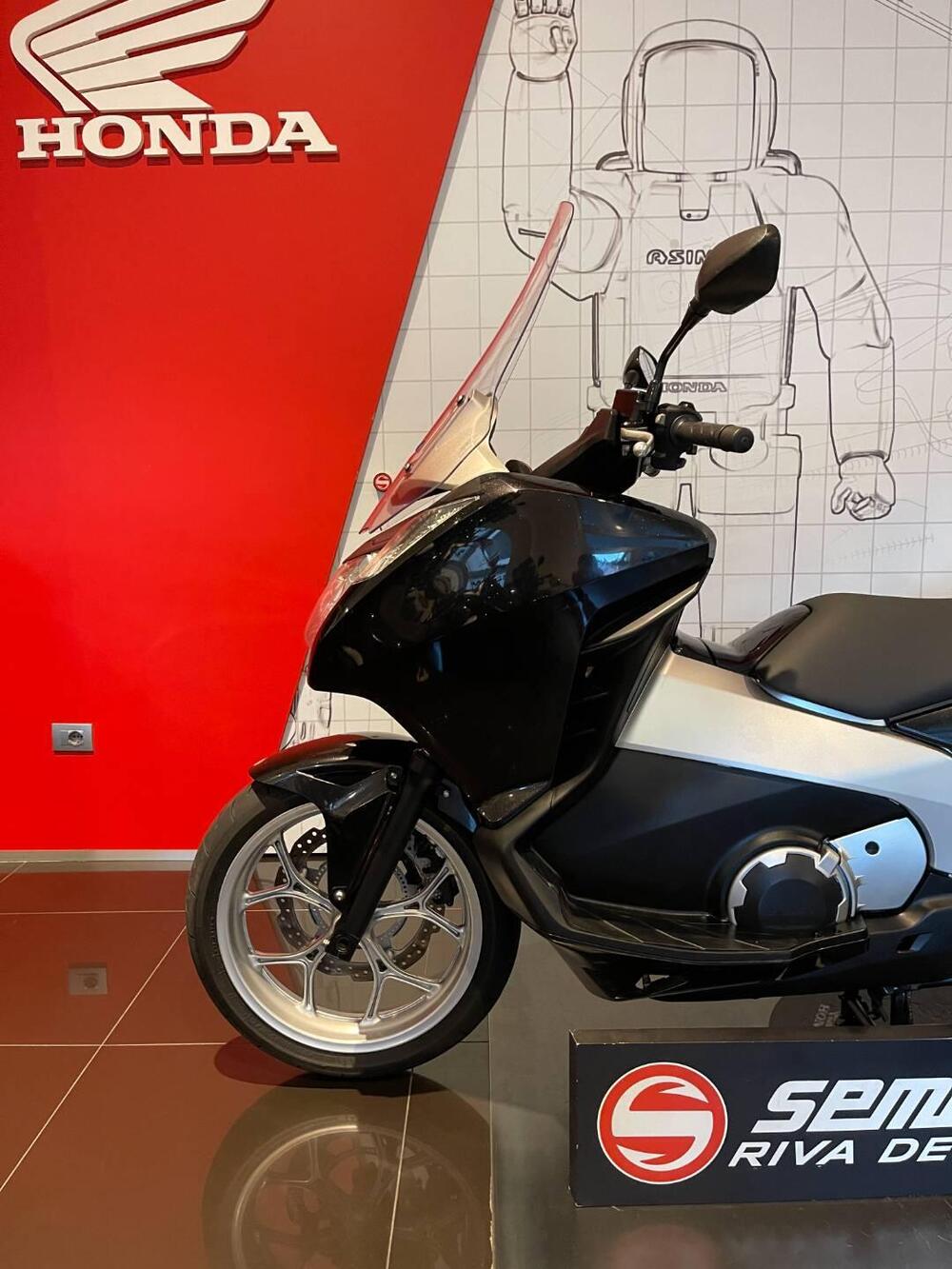 Honda Integra 700 (2011 - 13) (6)