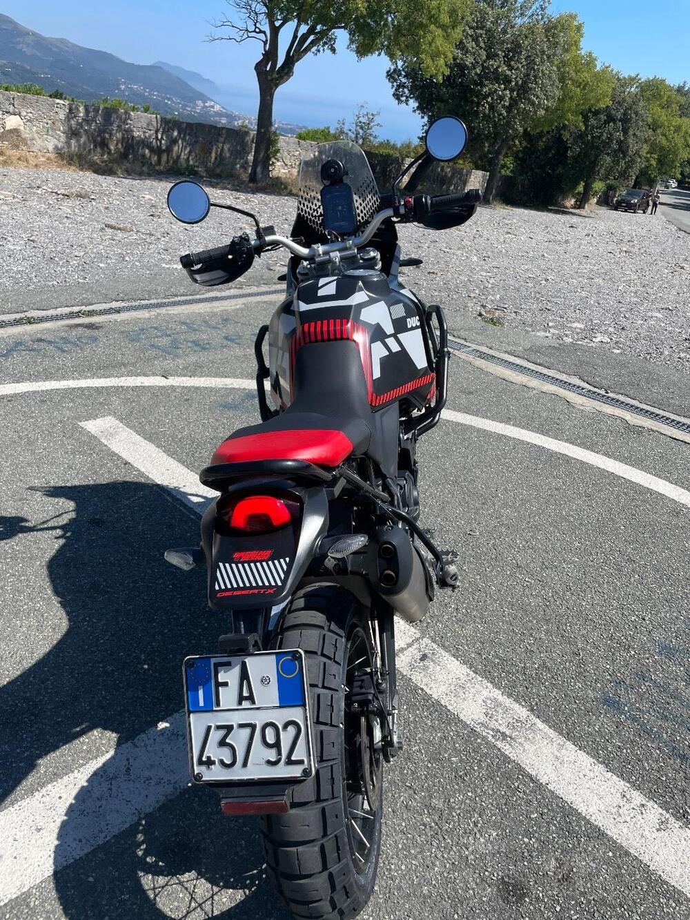 Ducati DesertX (2022 - 25) (3)