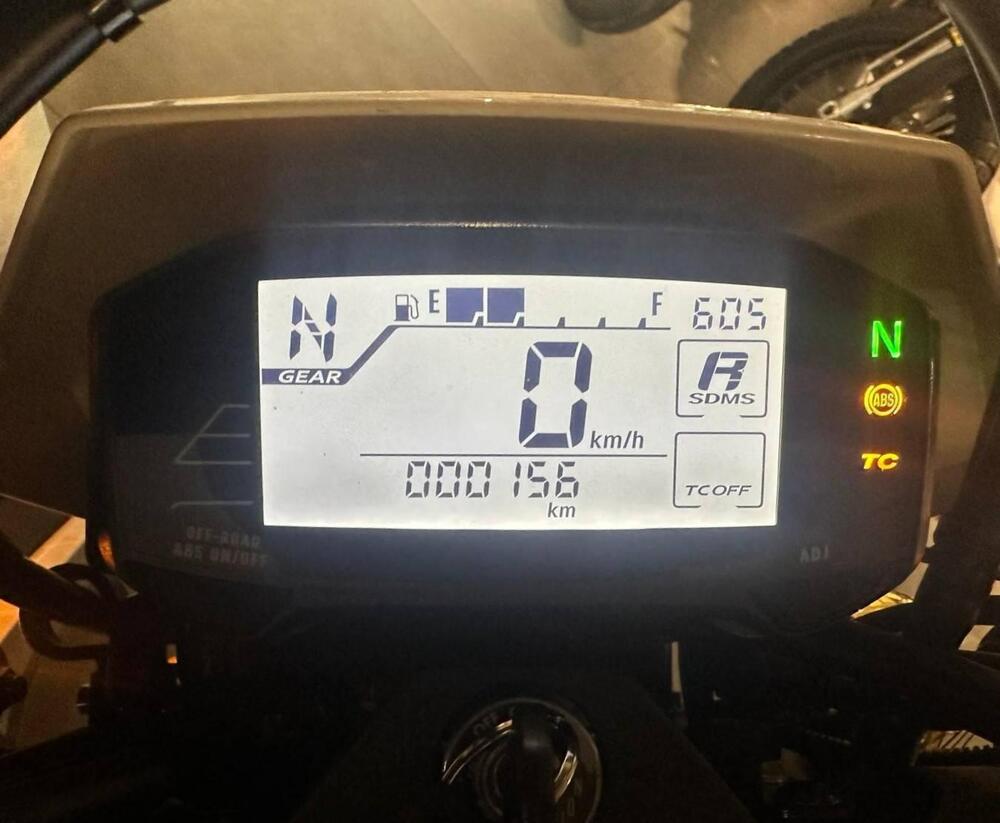 Suzuki DR-Z4SM (2025) (5)