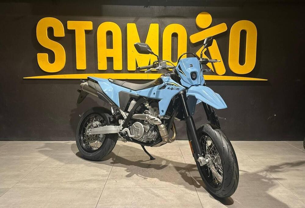 Suzuki DR-Z4SM (2025) (2)