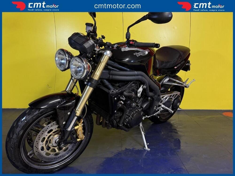 Triumph Speed Triple 1050 (2005 - 11) (2)