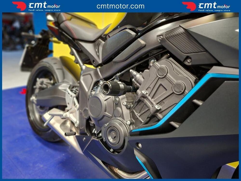 Honda CBR 650 R (2021 - 23) (10)