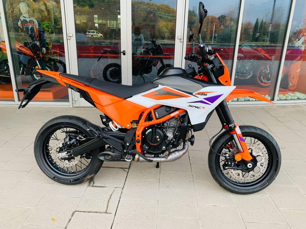 KTM 390 SMC R (2025 - 26) (3)