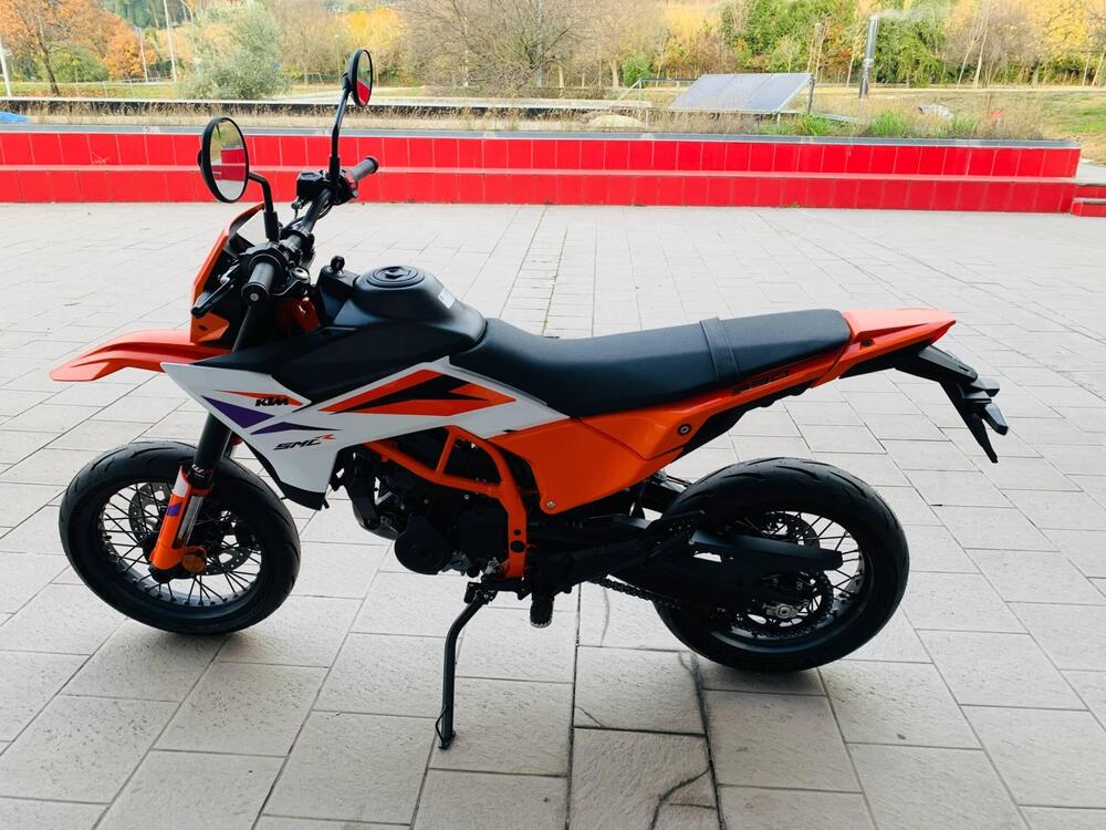 KTM 390 SMC R (2025 - 26) (2)