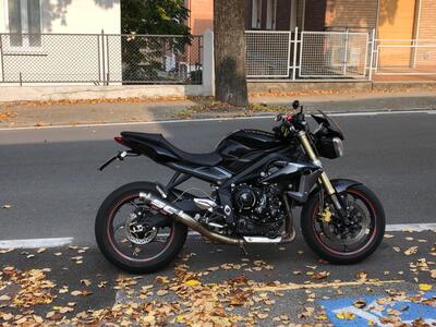 Triumph Street Triple (2013) usata