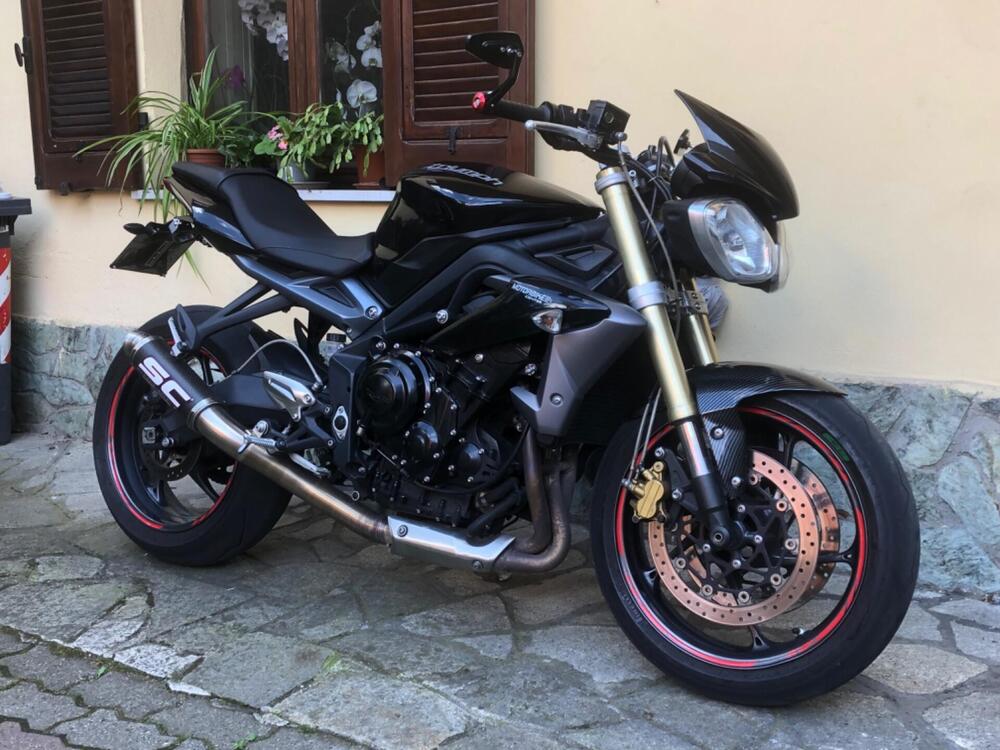 Triumph Street Triple (2013) (2)