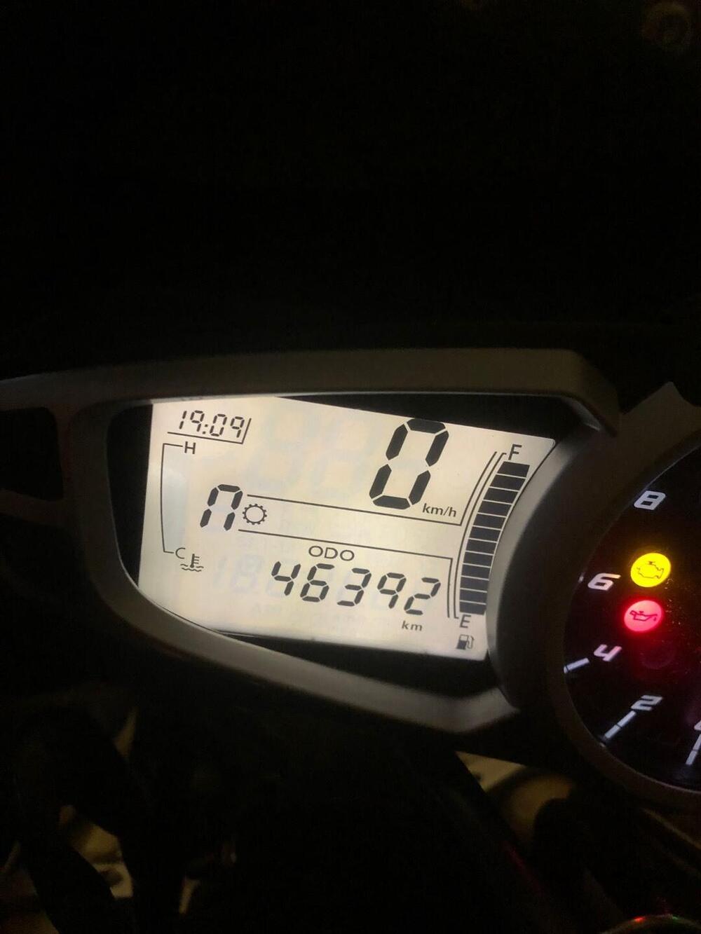 Triumph Street Triple (2013) (5)