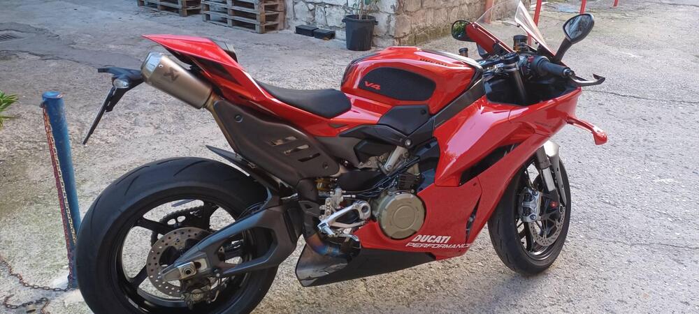 Ducati Panigale V4 (2025) (5)