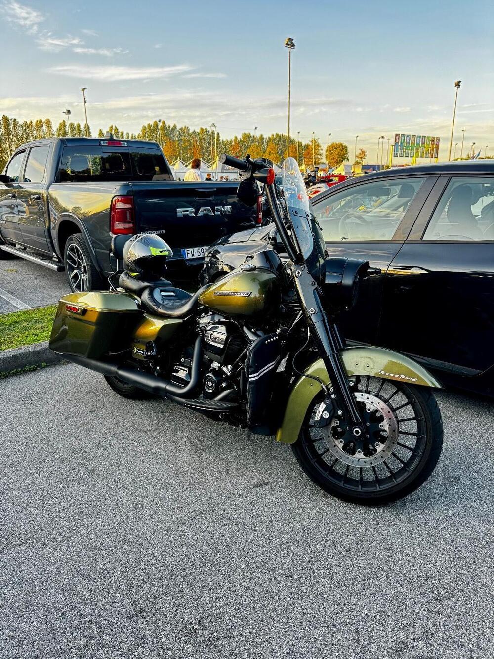 Harley-Davidson 107 Road King Special (2017 - 18) - FLHRXS (5)