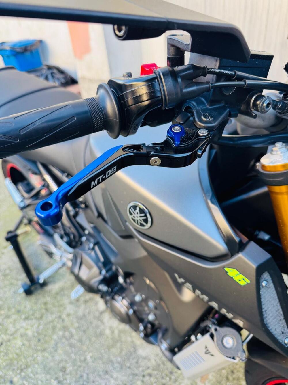 Yamaha MT-09 ABS (2016) (2)