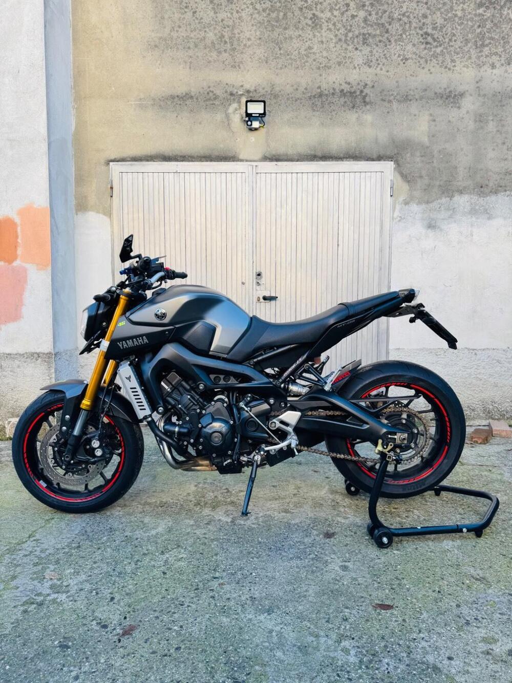 Yamaha MT-09 ABS (2016) (4)