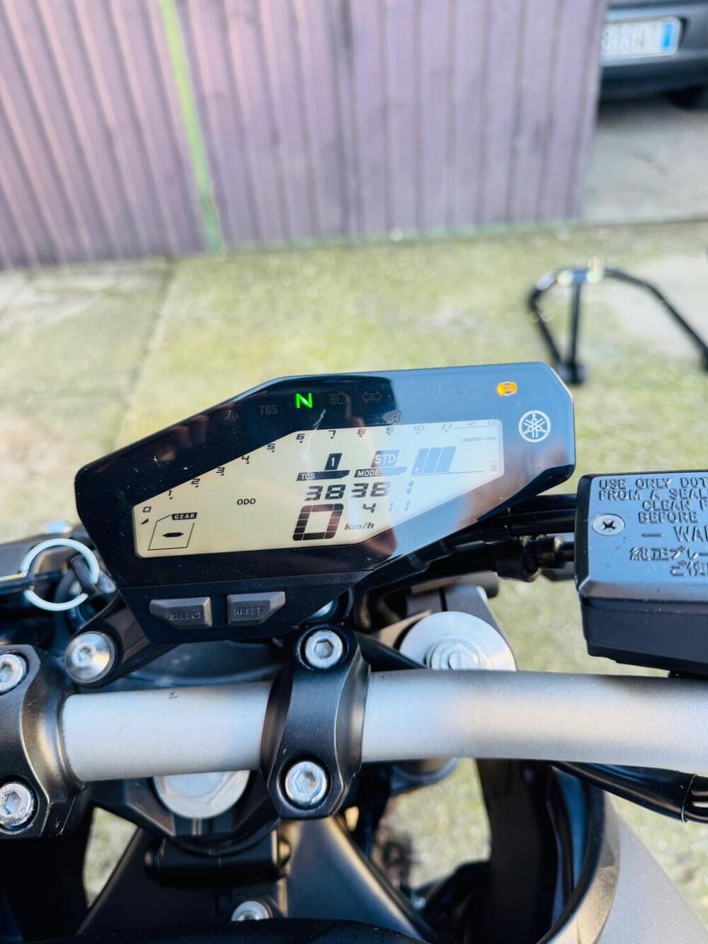 Yamaha MT-09 ABS (2016) (5)