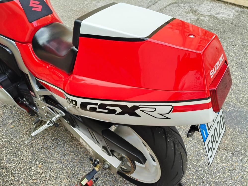 Suzuki GSX R 750 (1988 - 89) (19)