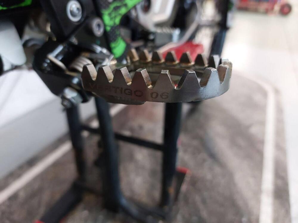 Vertigo Nitro 300 (2023 - 24) (2)