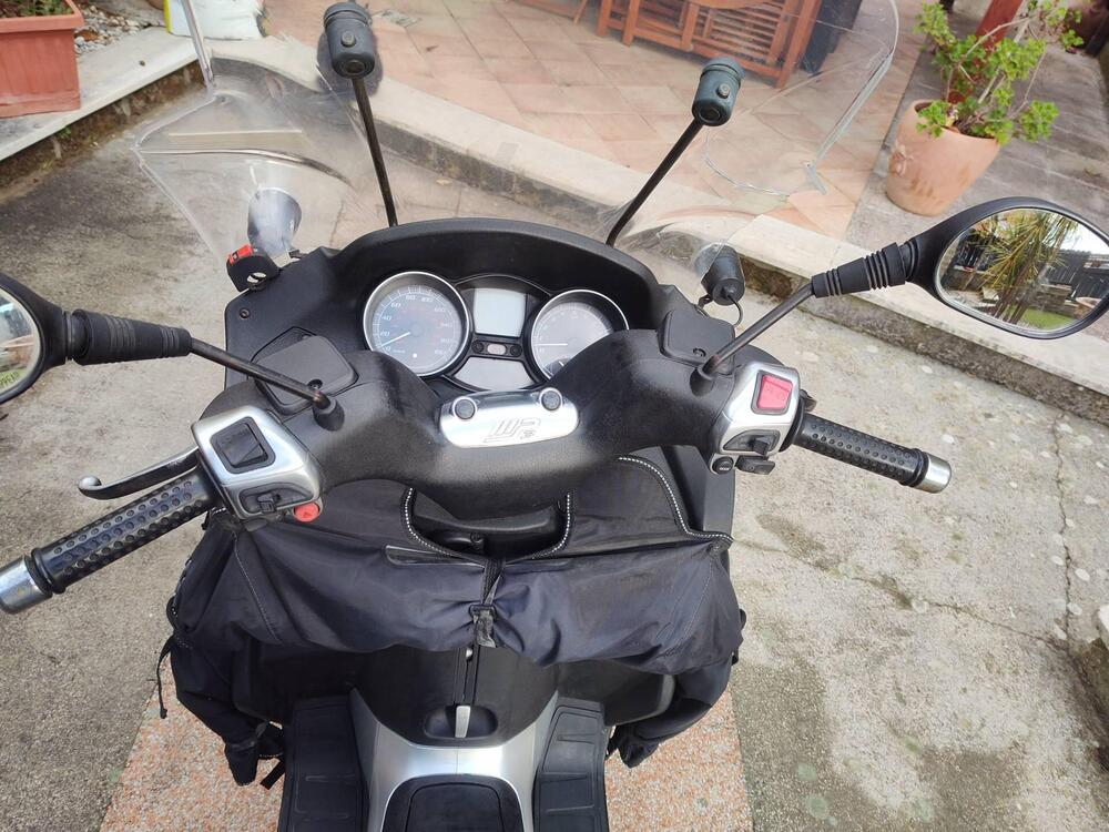 Piaggio MP3 LT 400 (2009 - 11) (5)